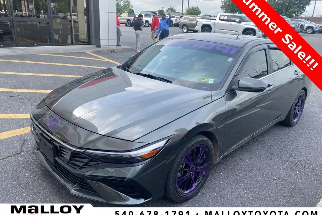2024 Hyundai Elantra Hybrid Limited photo 1