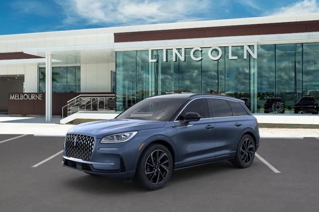 2025 Lincoln Corsair Grand Touring photo 1