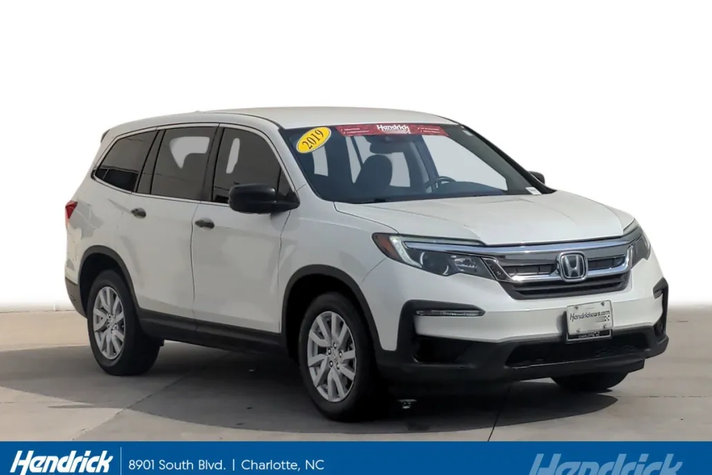 2019 Honda Pilot LX photo 1