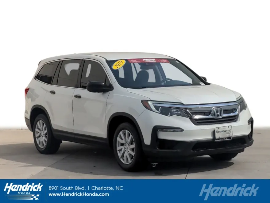 2019 Honda Pilot LX photo 1