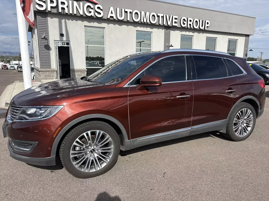 2016 Lincoln MKX Reserve photo 1
