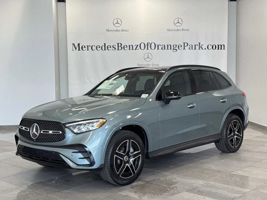 2026 Mercedes Benz GLC 300 4MATIC photo 1
