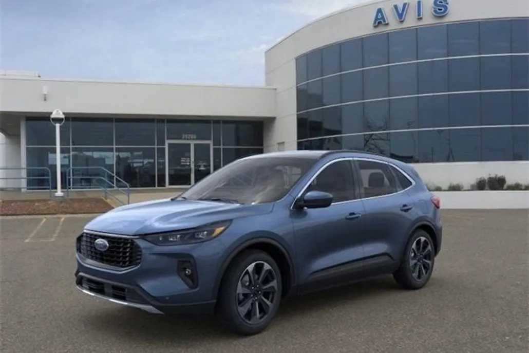 2025 Ford Escape Hybrid Platinum photo 1