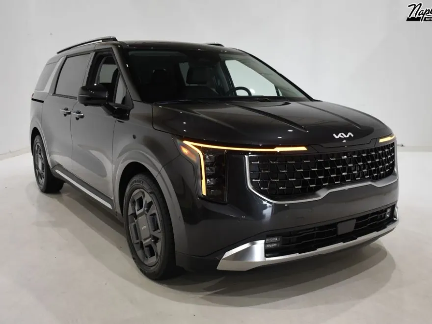 2026 Kia Carnival SX photo 1