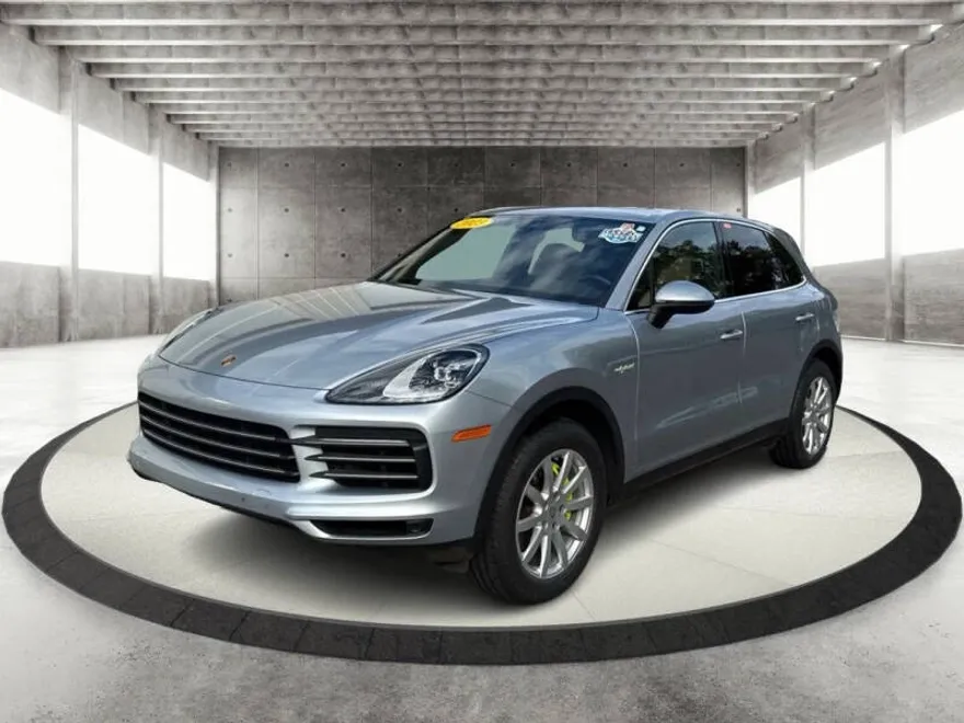 2023 Porsche Cayenne E-Hybrid Platinum Edition photo 1