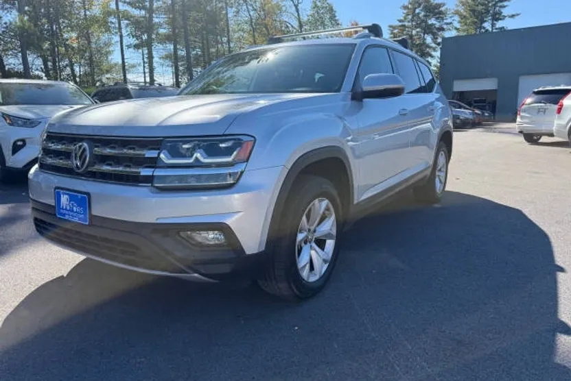 2018 Volkswagen Atlas SE photo 1