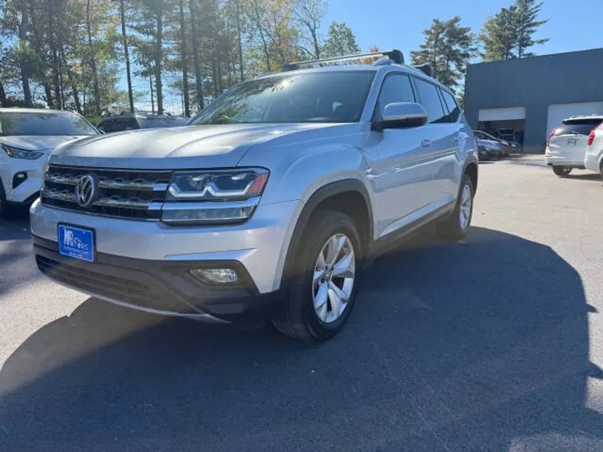2018 Volkswagen Atlas SE photo 1