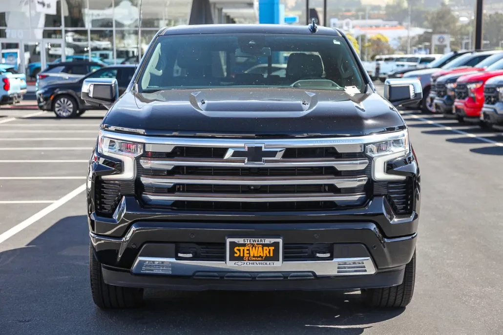 2022 Chevrolet Silverado 1500 High Country photo 1