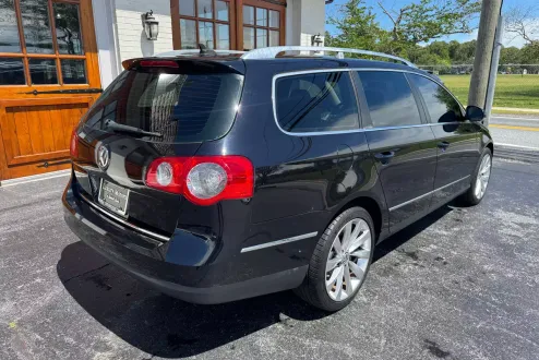 2010 Volkswagen Passat Komfort photo 3