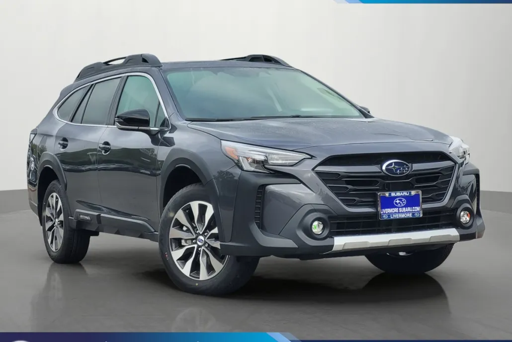 2025 Subaru Outback Limited photo 1