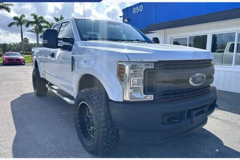 2019 Ford F-250 XL photo 1