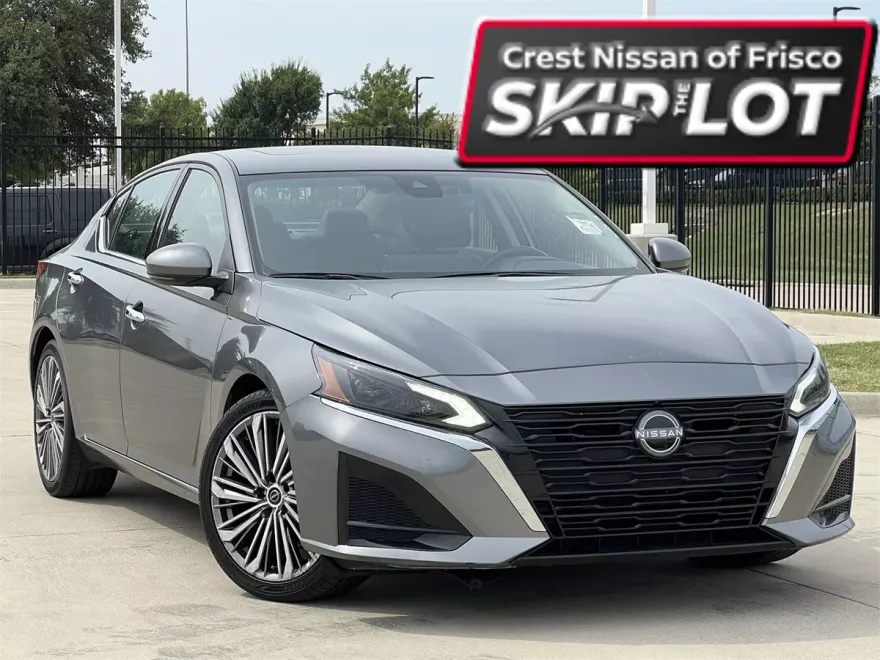 2023 Nissan Altima 2.5 SL photo 1