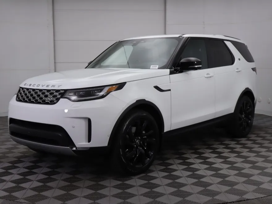 2025 Land Rover Discovery S photo 1
