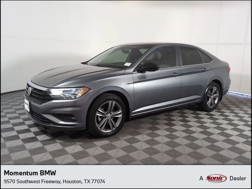 2019 Volkswagen Jetta 1.4T R-Line photo 1