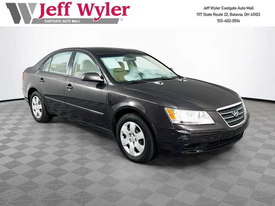 2010 Hyundai Sonata GLS photo 1