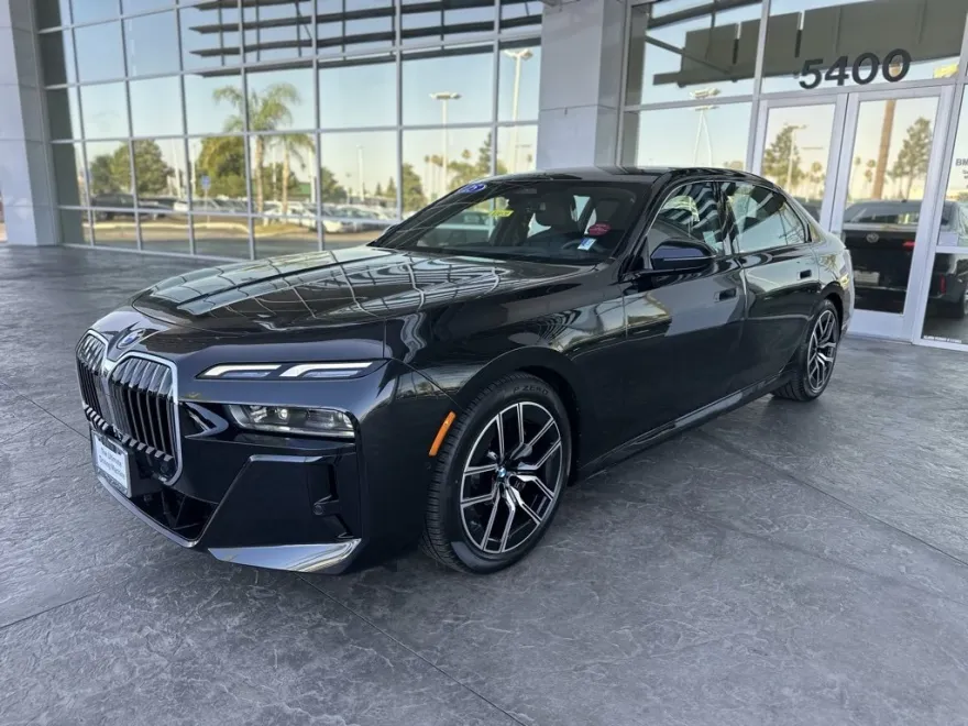 2025 Bmw 740i xDrive photo 1