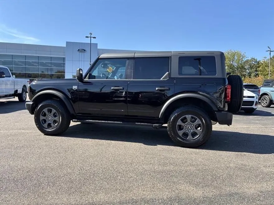 2024 Ford Bronco Big Bend photo 1