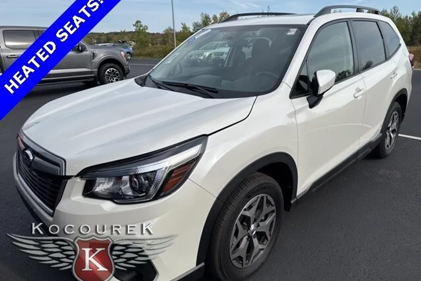 2020 Subaru Forester Premium photo 1