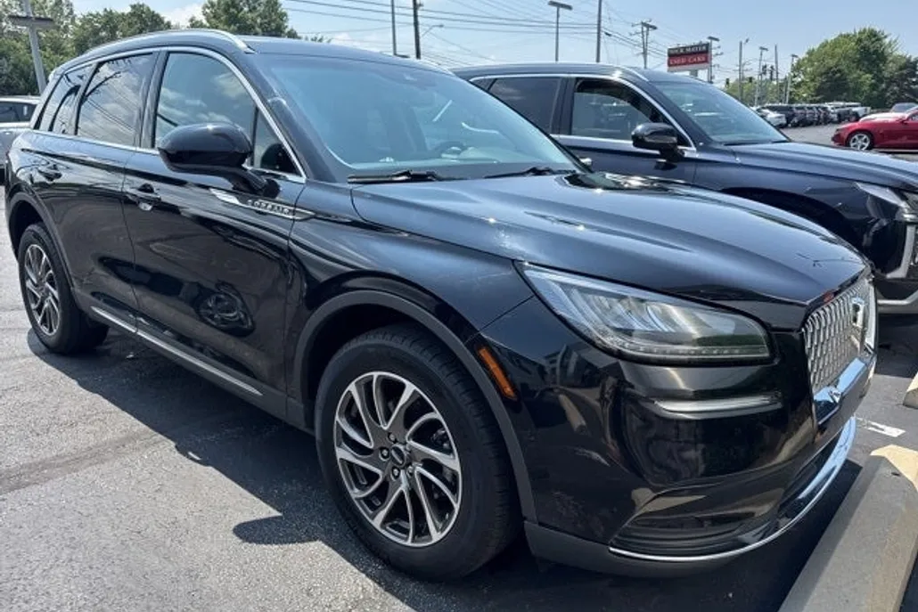 2021 Lincoln Corsair Standard photo 1