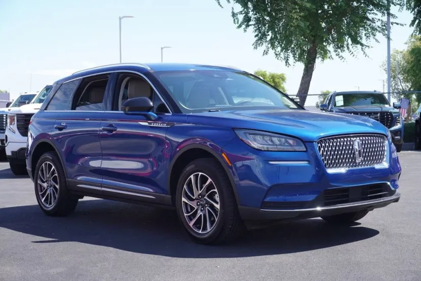 2020 Lincoln Corsair Standard photo 1