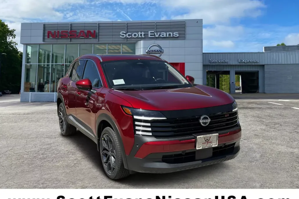 2025 Nissan Kicks SR photo 1