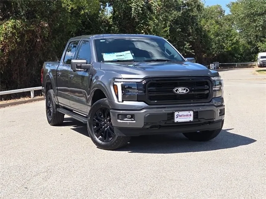 2025 Ford F-150 Lariat photo 1