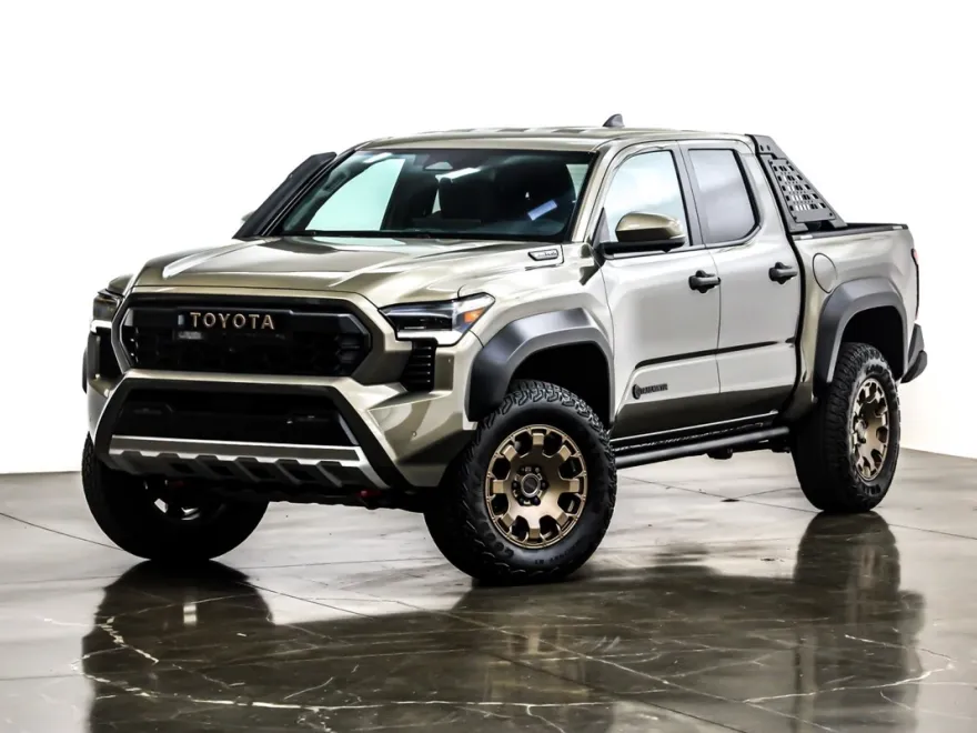 2025 Toyota Tacoma Trailhunter Double Cab photo 1