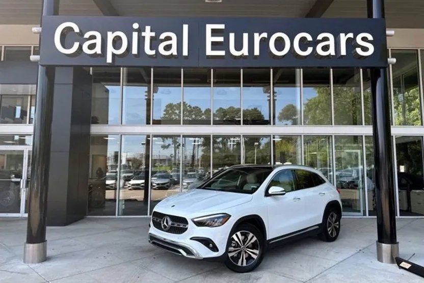 2026 Mercedes Benz GLA 250 photo 1