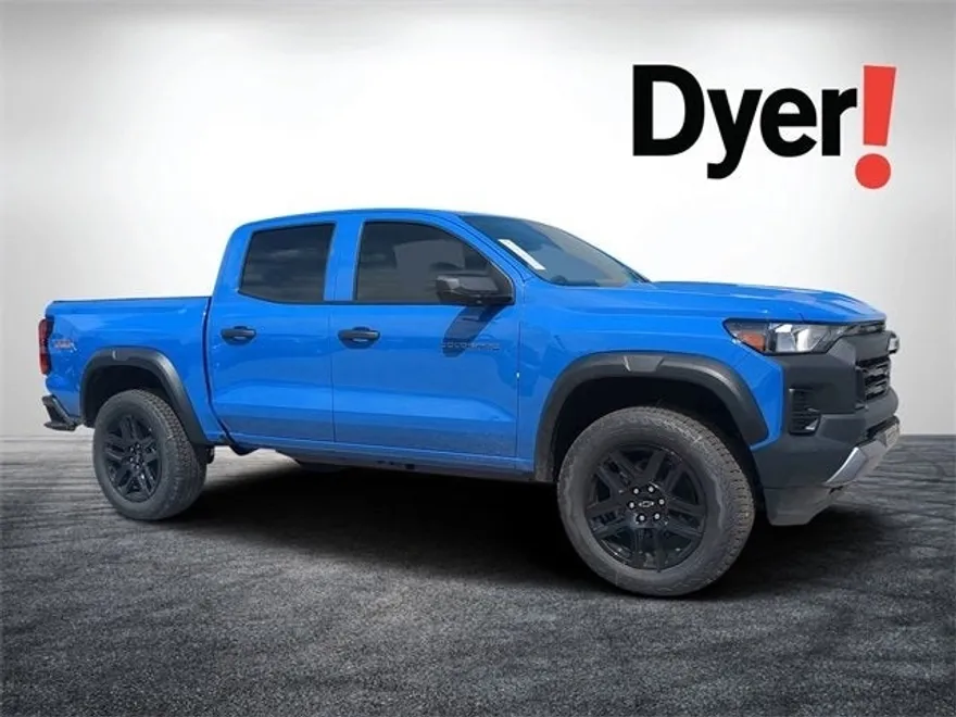 2025 Chevrolet Colorado Trail Boss photo 1