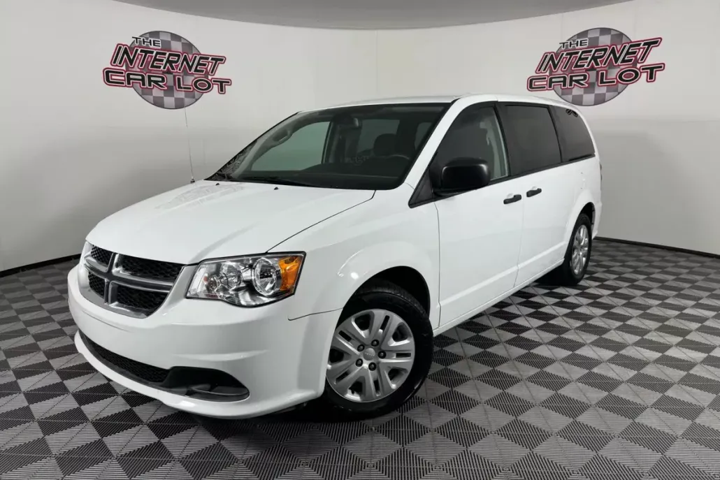 2019 Dodge Grand Caravan SE photo 1