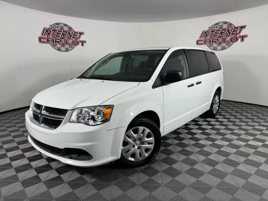 2019 Dodge Grand Caravan SE photo 1