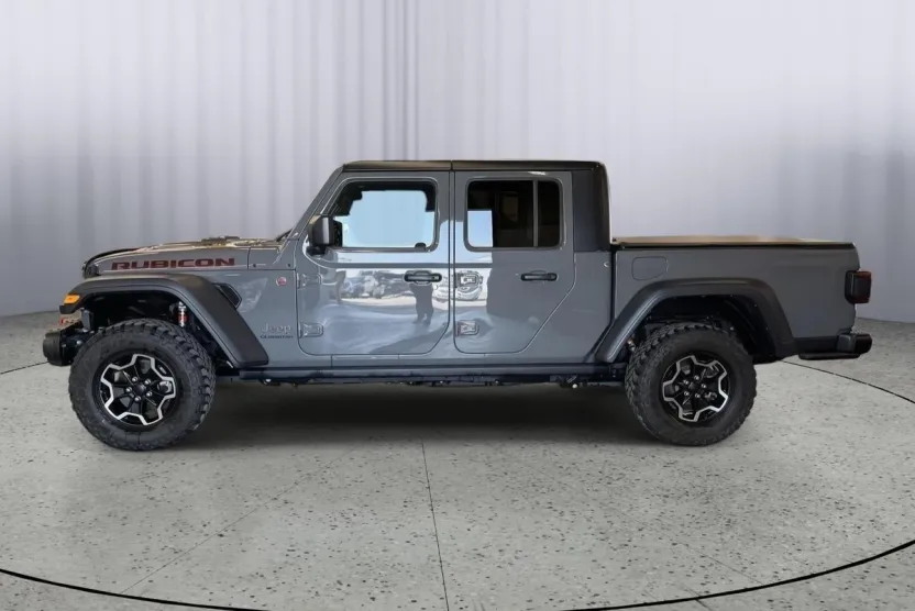 2022 Jeep Gladiator Rubicon photo 1