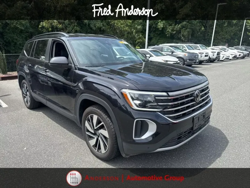 2024 Volkswagen Atlas SE Technology photo 1