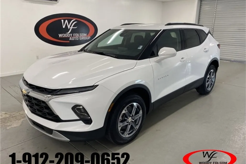 2025 Chevrolet Blazer 2LT photo 1