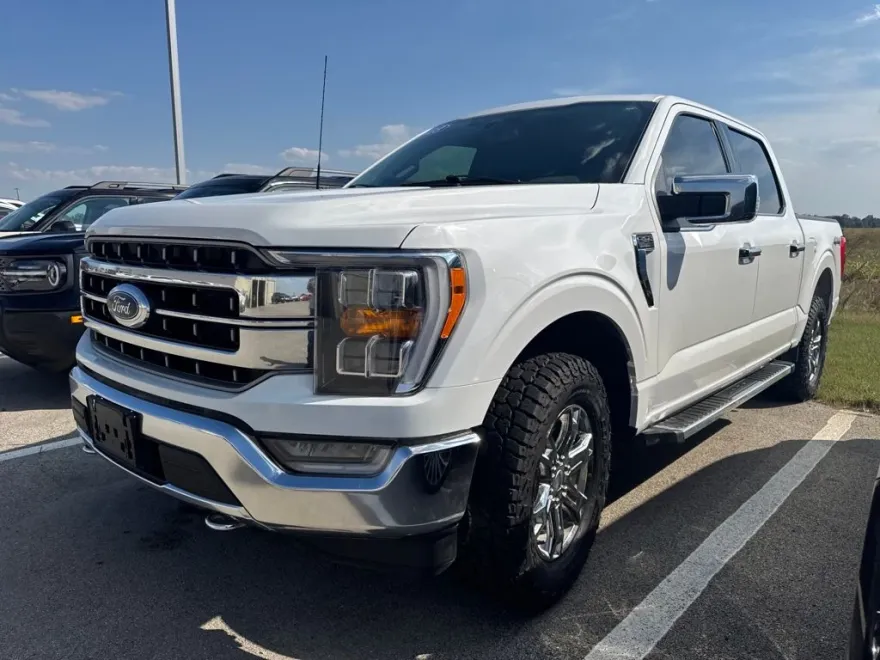 2023 Ford F-150 Lariat photo 1