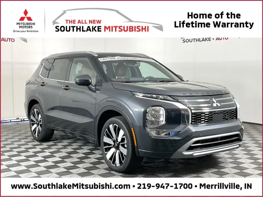 2025 Mitsubishi Outlander SEL photo 1