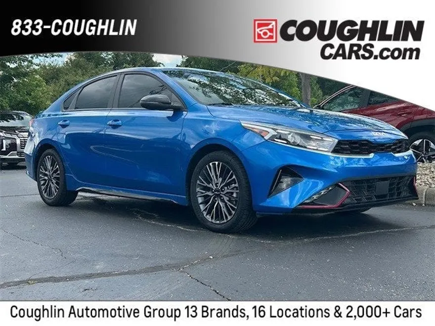 2023 Kia Forte GT-Line photo 1