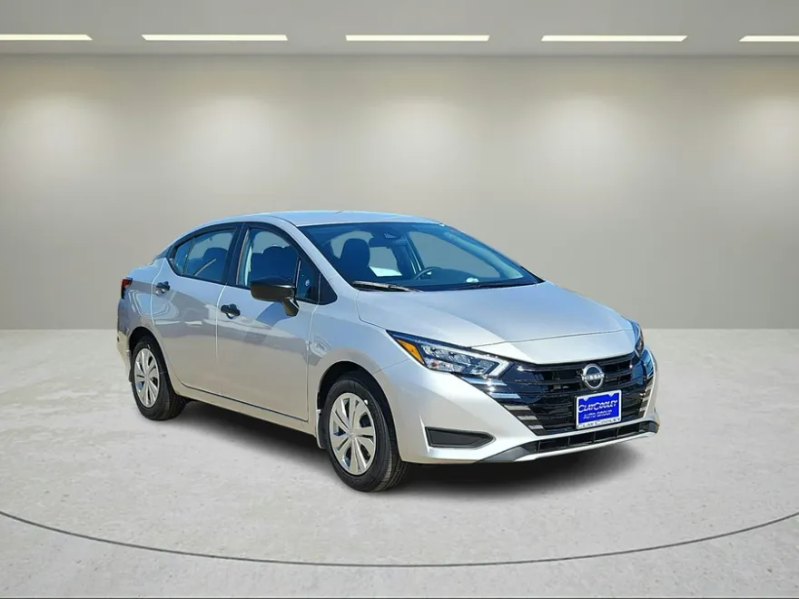 2025 Nissan Versa S photo 1
