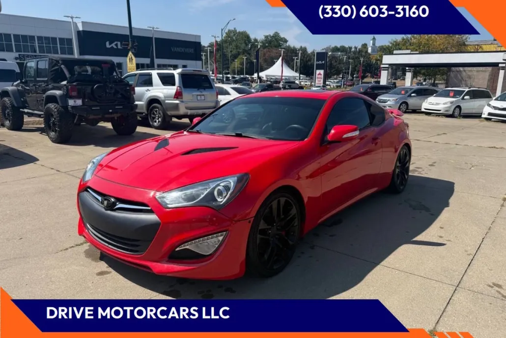 2013 Hyundai Genesis Coupe 3.8 Track photo 1