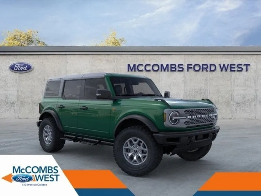 2024 Ford Bronco Badlands photo 1