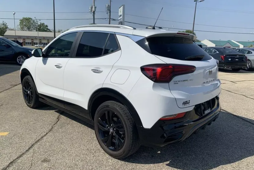 2024 Buick Encore GX Sport Touring photo 1