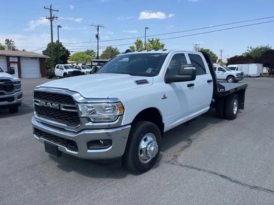 2023 Ram 3500 Tradesman photo 1
