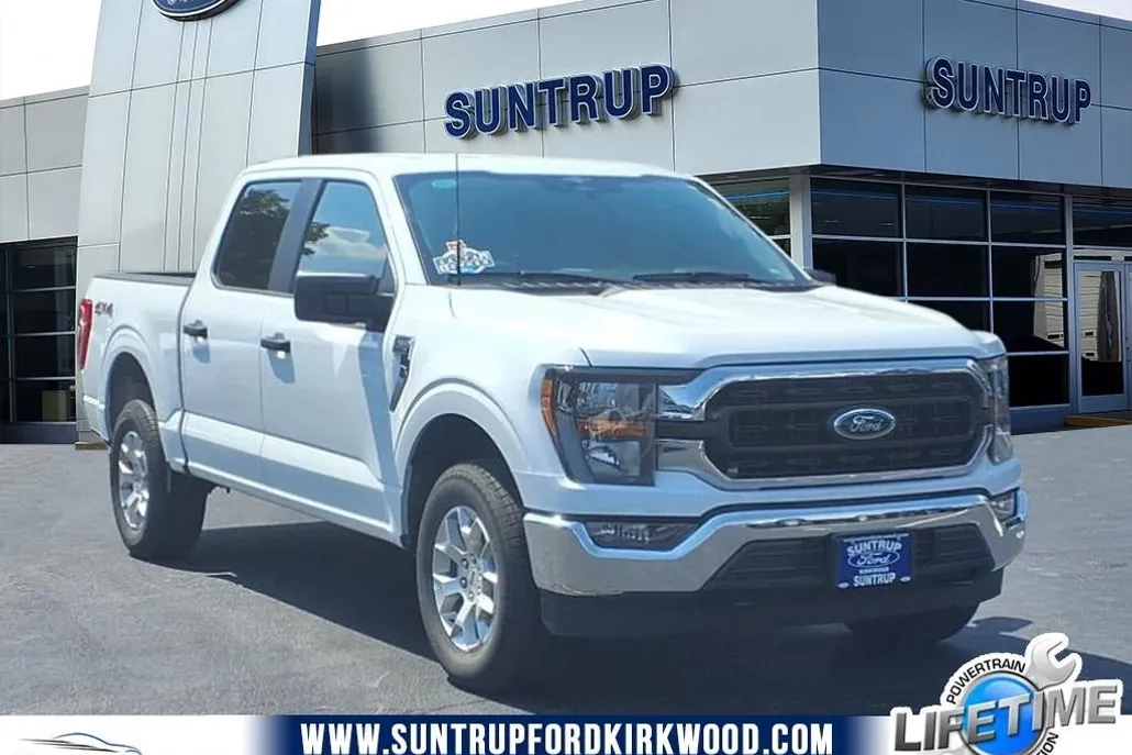2023 Ford F-150 XLT photo 1