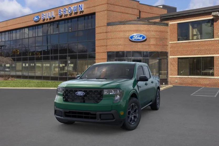 2025 Ford Maverick XLT photo 1