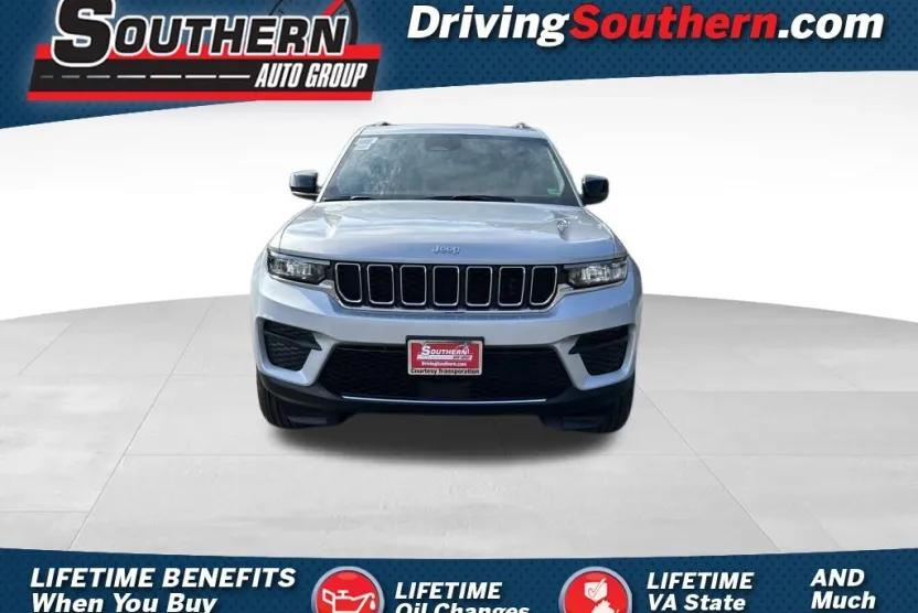 2025 Jeep Grand Cherokee Laredo Altitude photo 1
