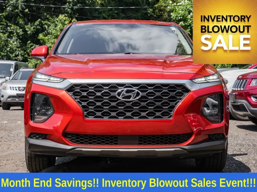 2020 Hyundai Santa Fe SE photo 1