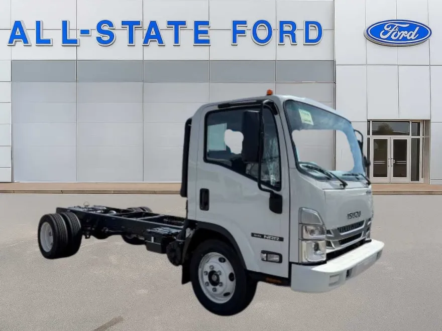 2025 Isuzu NRR photo 1