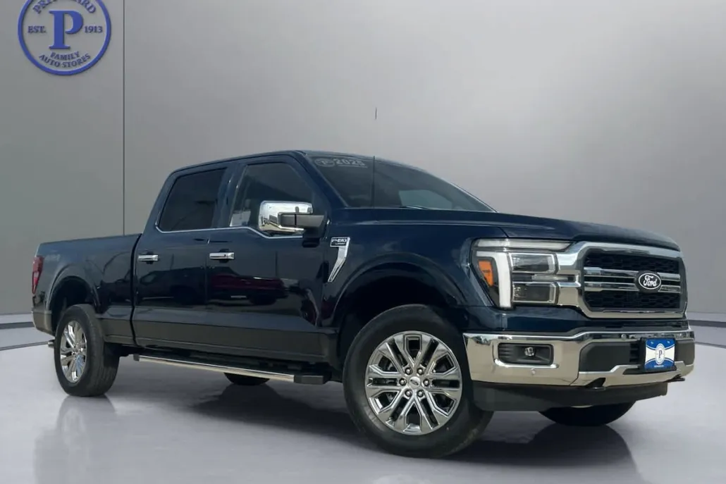 2025 Ford F-150 Lariat photo 1