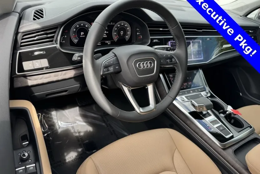 2025 Audi Q7 55 Premium Plus photo 1