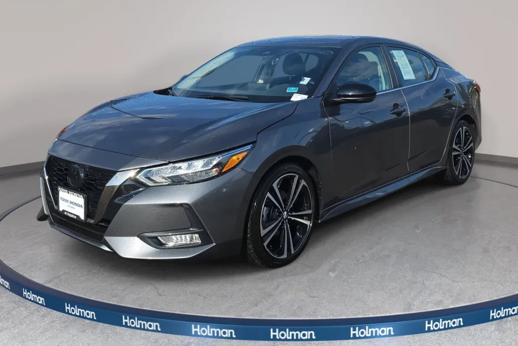 2021 Nissan Sentra SR photo 1